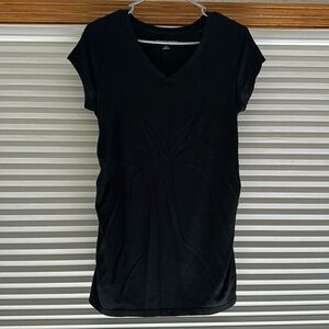 V-Neck Maternity t-shirt